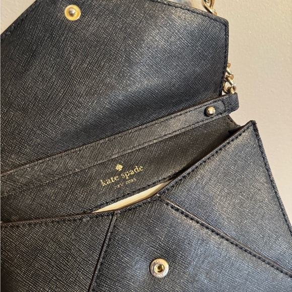 Elegant Kate Spade Black Crossbody Bag - Picture 4 of 6